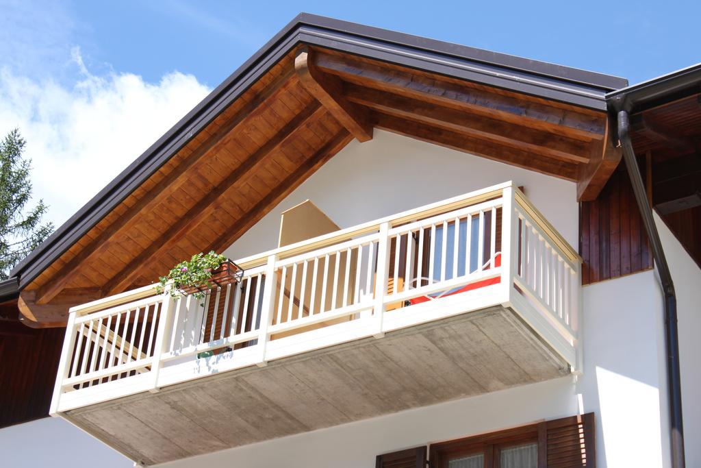 Appartamenti Residenza Pineta モルヴェーノ エクステリア 写真
