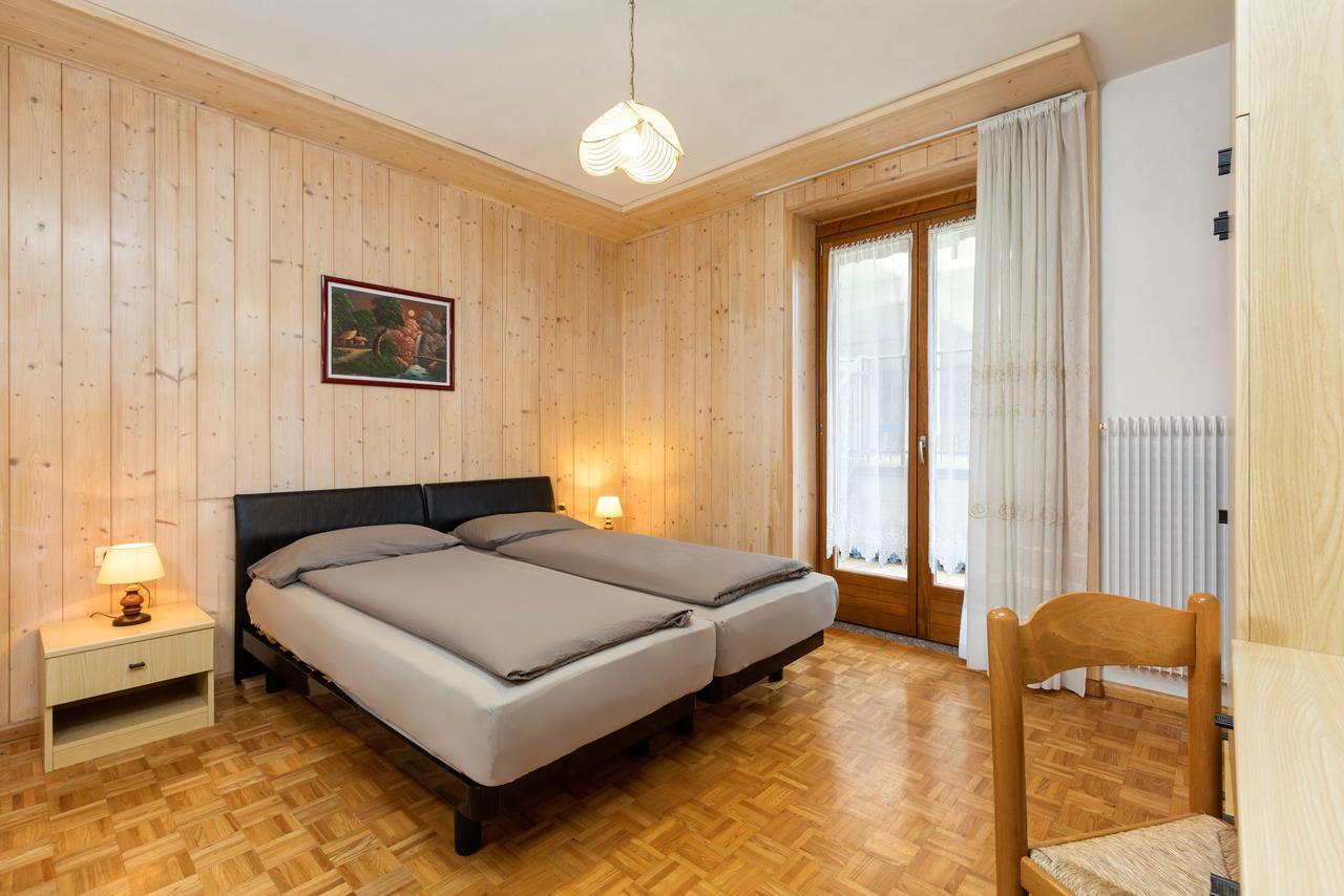 Appartamenti Residenza Pineta モルヴェーノ エクステリア 写真