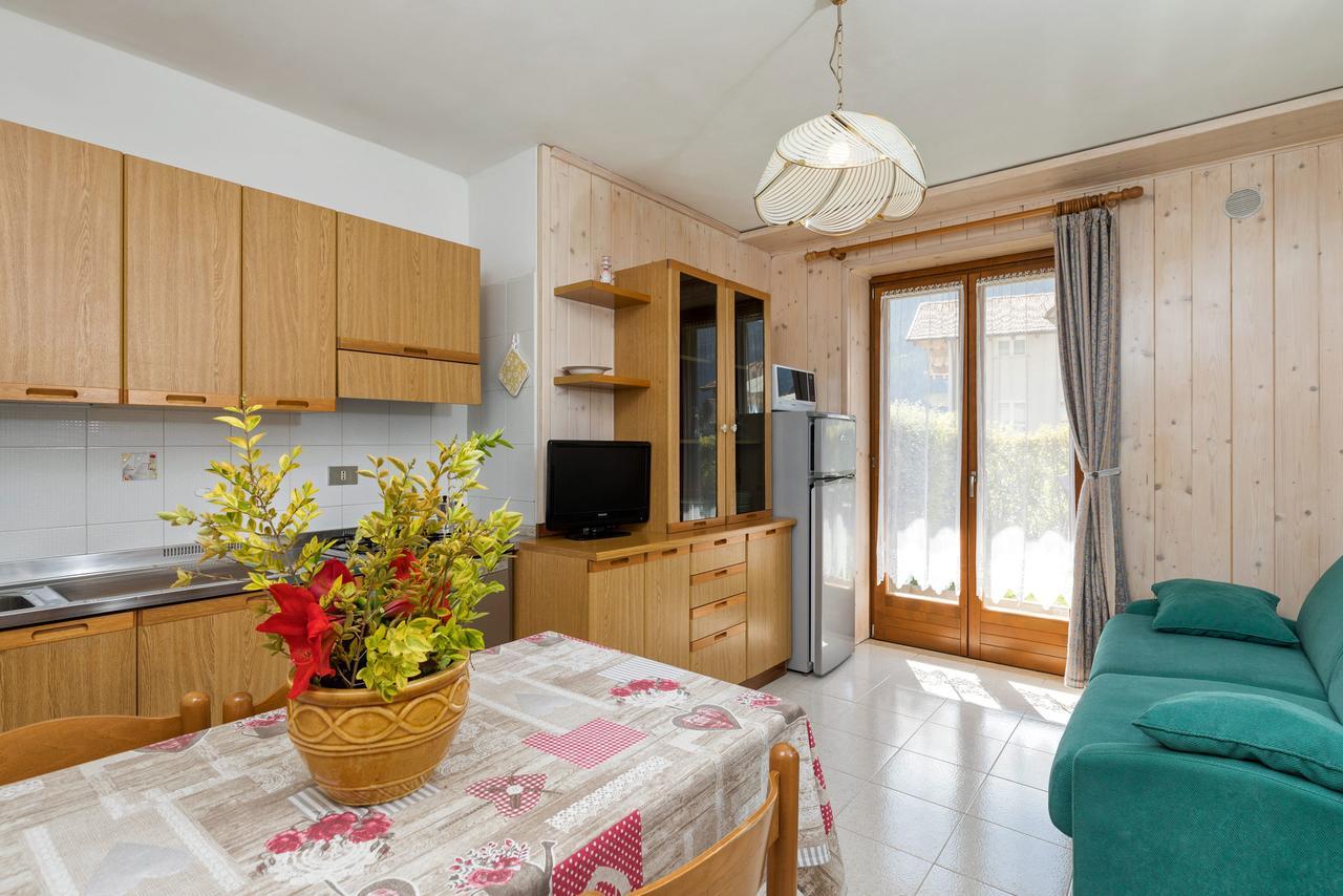 Appartamenti Residenza Pineta モルヴェーノ エクステリア 写真