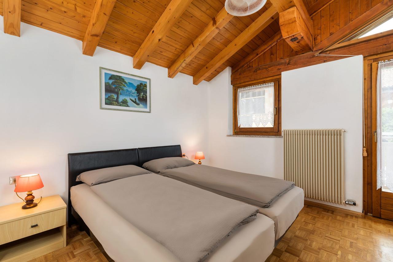 Appartamenti Residenza Pineta モルヴェーノ エクステリア 写真