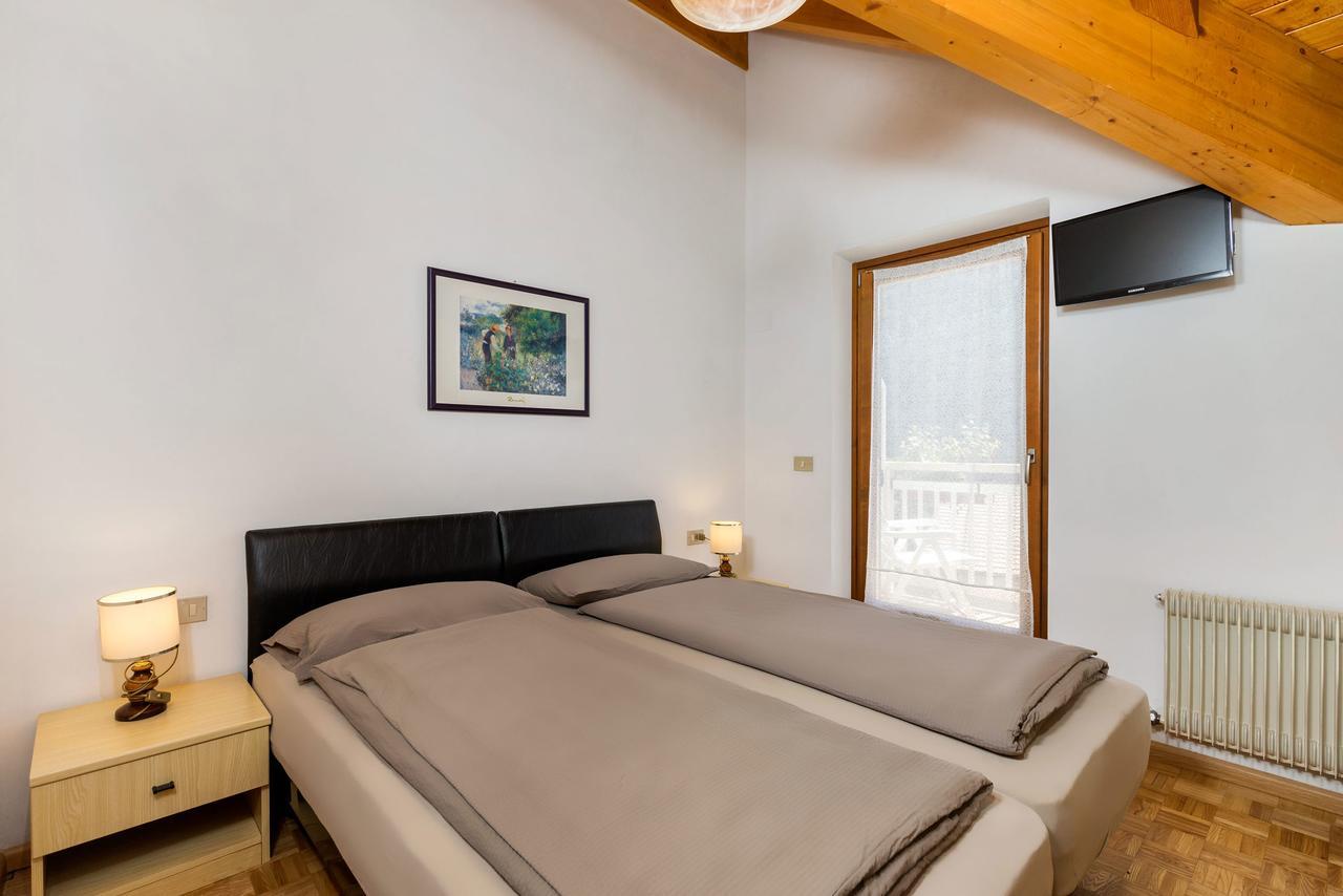 Appartamenti Residenza Pineta モルヴェーノ エクステリア 写真
